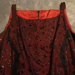 Black and Red Sleeveless Evening Dress